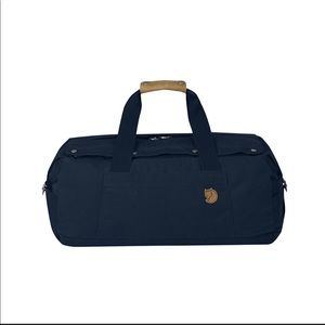 Fjallraven Duffel No. 6. In Navy